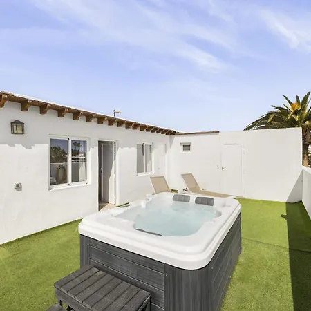 Santa Rosa La Penita By Escape Puerto del Carmen (Lanzarote)